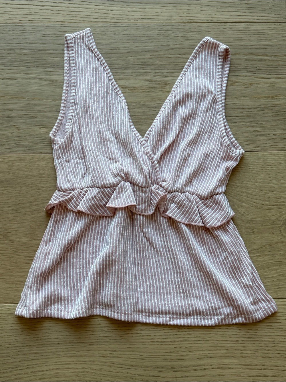 [Caution to the wind] Anthropologie Soft Knit Peplum Ruffle Tank - XS
